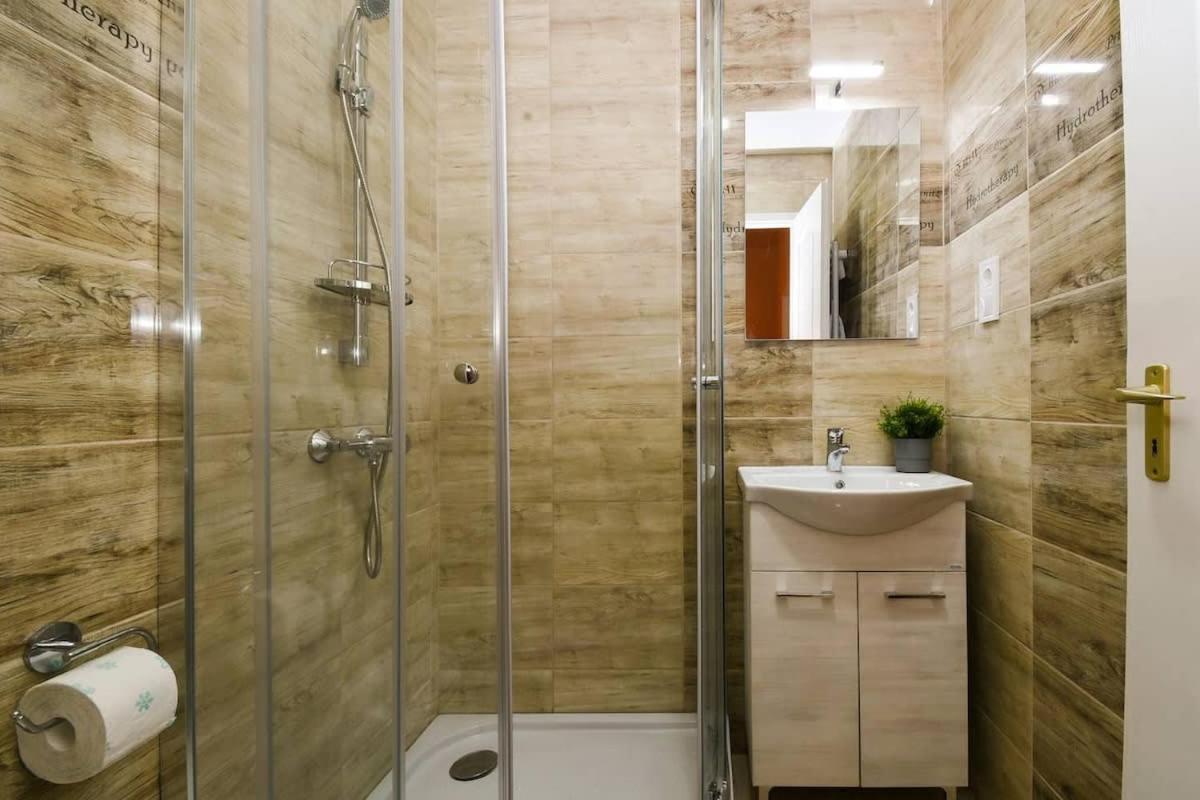 Very Central Very Spacious New Home Budapesta Exterior foto
