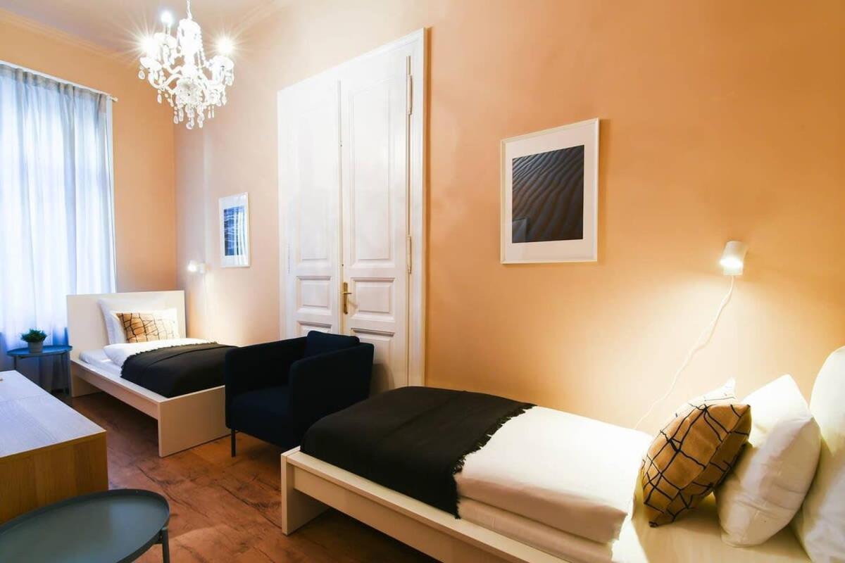 Very Central Very Spacious New Home Budapesta Exterior foto