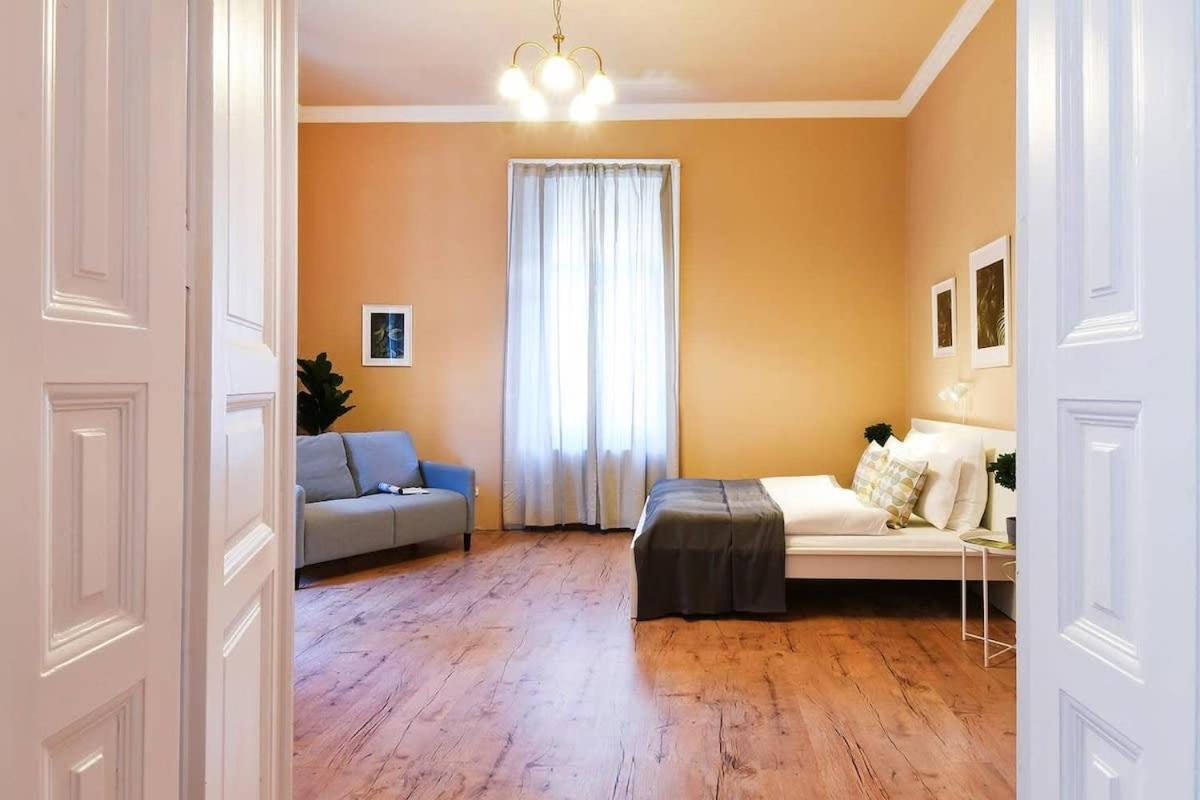 Very Central Very Spacious New Home Budapesta Exterior foto