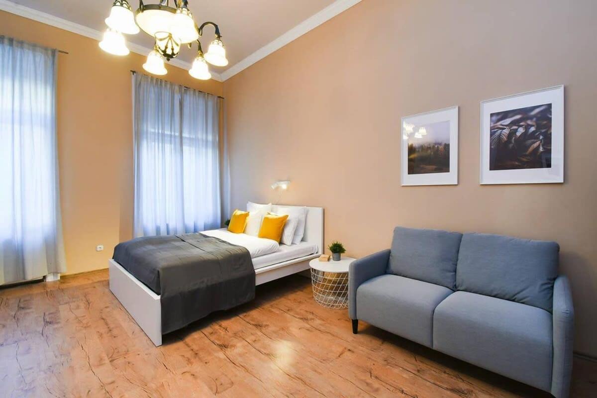 Very Central Very Spacious New Home Budapesta Exterior foto